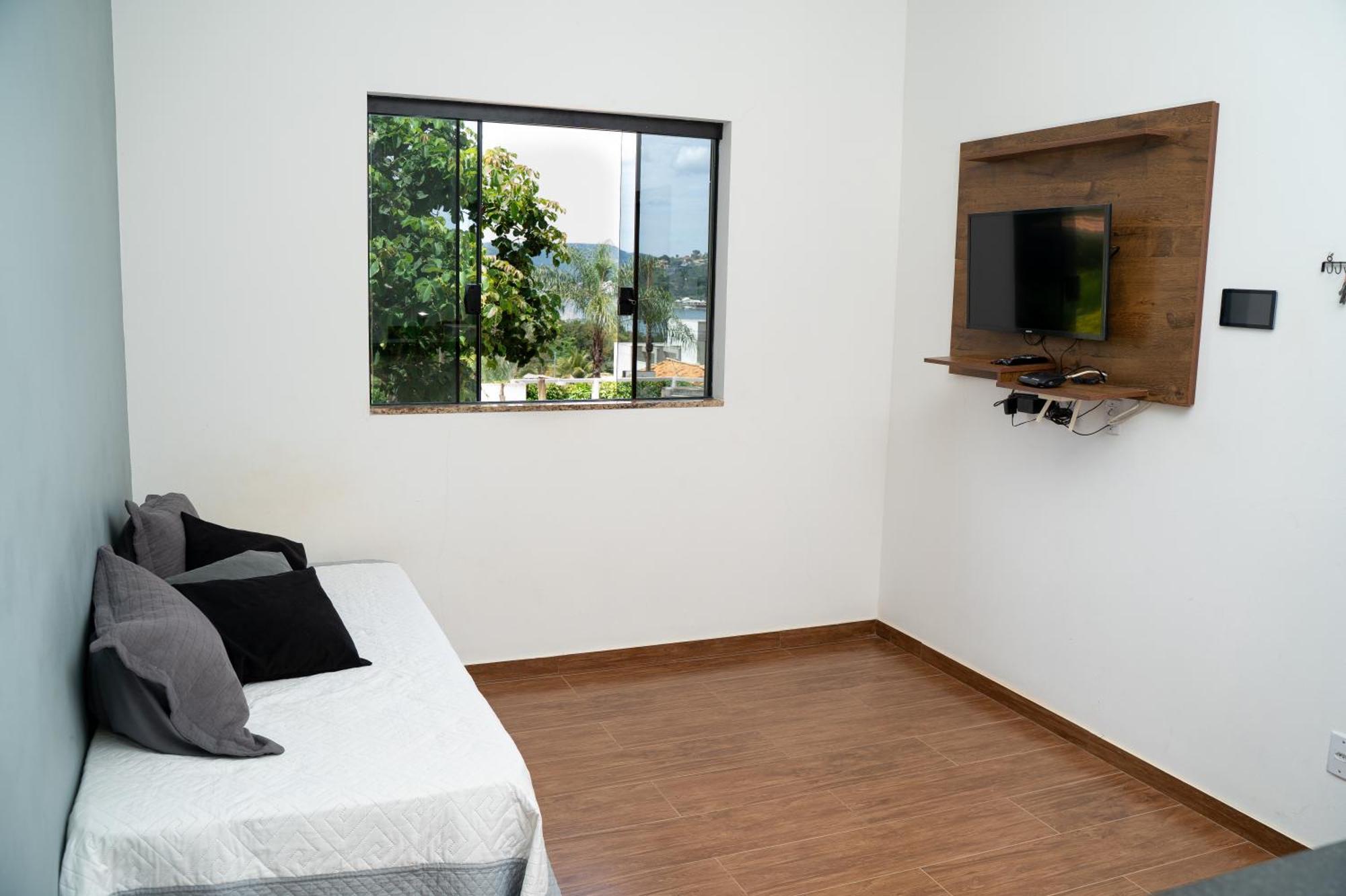 Casa Com Piscina Vista Para Lago, 03 Quartos Confortaveis Capitólio Exteriér fotografie